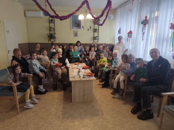 Télköszöntő előadás,a Belvárosi Gondozási Központban